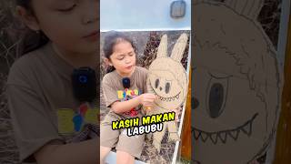 BULAN KASIH MAKAN LABUBU KARDUS labubu popmart funny [upl. by Davita]