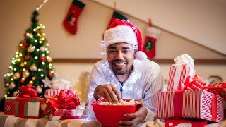 New Christmas Movies 2018 4 Best New Holiday Movies on Netflix amp Hallmark [upl. by Pettit729]