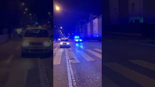 Polizei ￼eskortiert FeuerwehrwagenKreuzlingen 301223 [upl. by Gordy]