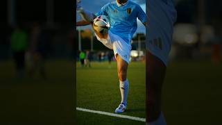 Knees control skil learn Football new videoshorts feedfutbol ⚽ [upl. by Leirad]