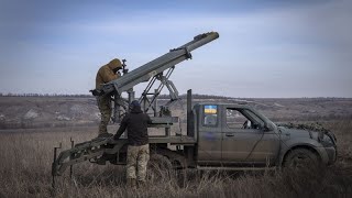 Ucraina tre morti in bombardamento sulla città di Zelensky in risposta agli attacchi in Russia [upl. by Percival]