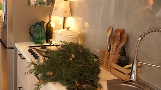 Rendere calda e accogliente la cucina per Natale  Giornate invernali in casa  Cucito  Vlog [upl. by Haliek]