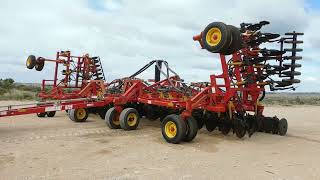 2009 Bourgault 5725 Series II Counter Drill [upl. by Demmer]