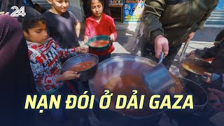 Nạn đói ở Dải Gaza Người dân tuyệt vọng đến nỗi phải ăn cả cám của động vật  VTV24 [upl. by Marabelle11]