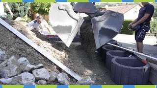 Gartenmauer mit gefälle selber bauen Pflanzring Hangsicherung Trockensteinmauer [upl. by Jasun]