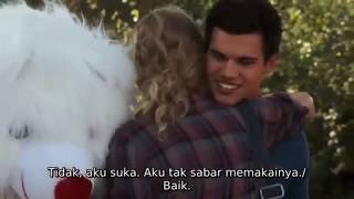 Taylor Swift and Taylor Lautner Kiss Scene [upl. by Ginzburg149]