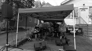 Peroxide Blonde in a Hopped Up Model Ford  The Mad Slap Tones at Maplewood Porchfest 2024 [upl. by Yllak]