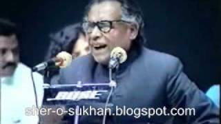 Khumar Barabankvi Mushaira Husn Jab Meherban Ho to Kya Kijiye [upl. by Kaia]