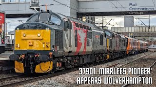 37901 Mirrlees Pioneer appears on a Unit Drag at Wolverhampton 111223 [upl. by Oigres161]