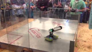 RoboGames 2013  Antweight 1lb  Kitbot vs Captain Crunch 5 of 5 [upl. by Ettenahc402]