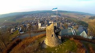 Eversberg mit Burgruine Meschede HSK Hochsauerlandkreis Yuneec Q500 Quadrocopter [upl. by Ferrell]