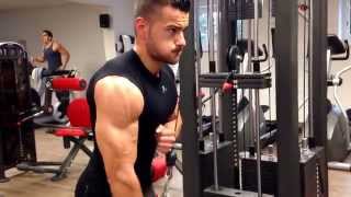 Exercice pour lexterne du triceps  fitnessmith HD [upl. by Sessler]