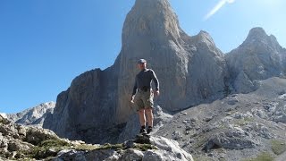 Picos de Europa De Sotres al Naranjo de Bulnes Picu Urriellu [upl. by Auhel]