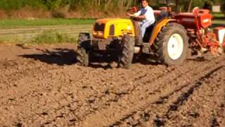 Corn planting with  Renault amp Gaspardo  full version [upl. by Einaffets]