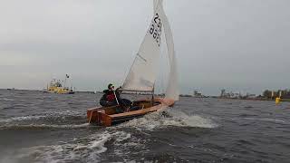 De Schakels knallen op het Sneekermeer 8910 april 2023 [upl. by Biddle829]