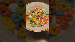 MY KIDS BREAKFAST FROOT LOOPS WITH MARSHMALLOW breakfast shorts short shortsvideo [upl. by Genevieve]