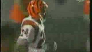 Bengals Lewis Billups drops interception in 1988 SuperBowl [upl. by Utir302]