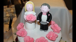 Hochzeitstorte  Hochzeitsfiguren aus Fondant [upl. by Eenobe]