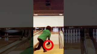 SlowMo Two Handed Bowling Release slowmo bowling athlete tapthecircle subscribe short shorts [upl. by Ahaelam]