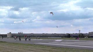 Freizeittipp Tempelhofer Park  Feld  Flugfeld Tempelhof  Berlin [upl. by Fidele]