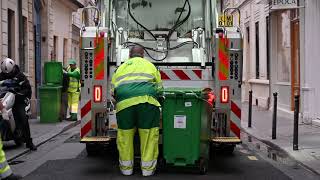 Paris  Ramassage quotidien des poubelles par les éboueurs de la ville  Babashot [upl. by Tarazi]