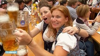 Jetzt geht’s los zo genieten de bezoekers van Oktoberfest  RTL NIEUWS [upl. by Nale]