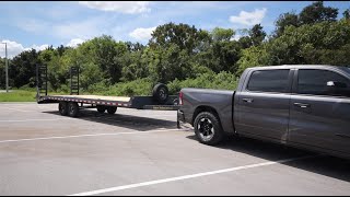 Tractortrailer takes down highway sign [upl. by Erida]