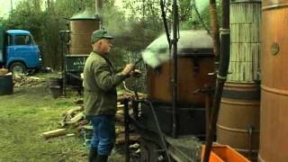 Le distillateur ambulant dans les Pyrénées [upl. by Korman]