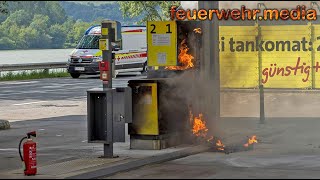 Brennende Zapfsäule auf einer Tankstelle in Förthof [upl. by Melicent]