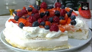 Tarta Pavlova con claras decorada con frutos rojos  Receta fácil [upl. by Jezreel429]