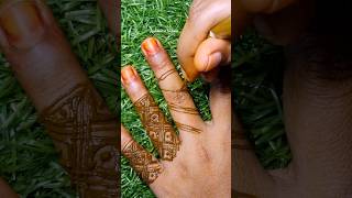 Finger mehndi design fingermehndidesignmehndidesignhennadesigns henna [upl. by Decca34]