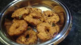 Rava Vadai  Quick Recipe  English Description  Gowri Samayalarai [upl. by Fifine]