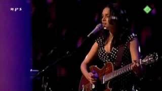 12 Norah Jones  Come away with me live in Amsterdam [upl. by Ardeha]