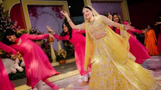 Bangladeshi Holud Night  Kabira Bride Surprise Dance  Banno Re Banno Meri  Samir Choreography [upl. by Tace280]