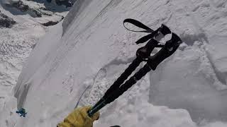 Descente Ã ski de lAiguille Blanche de Peuterey [upl. by Ahsii]