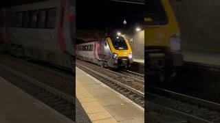 XC 221 Crawling Through Markinch Suffering a Fault shorts trainspotting crosscountry [upl. by Ainattirb]