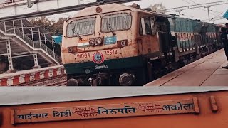 Akola tirupati express 07606 arriving and departure viewIndian railwaysmmrailvlog [upl. by Leor128]