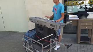 Gitano del organillo Valencia por mercado central [upl. by Miguel]