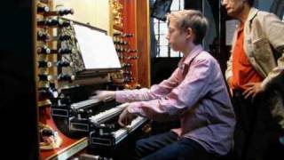 Een Vaste Burg is onze God Jan Zwart  Gert bespeelt het Moreauorgel St Janskerk Gouda [upl. by Nnaitak]