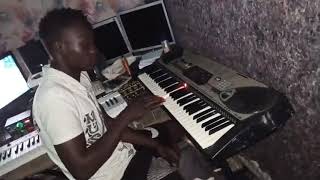 Dar one joue Lhymne Nationale du Mali au piano mode Rdmusic [upl. by Nitnelav987]