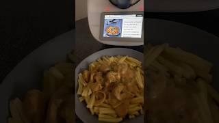 Aiguillettes de dinde à la crèmechampignons et spaetzle recette Cookidoo [upl. by Akenor542]