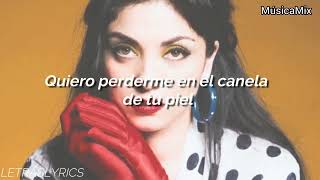 Mon Laferte  Caderas Blancas  KARAOKE [upl. by Rhetta]