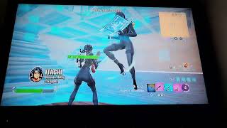 Jugando con tortrix fortnite y no se pudo subir a un carro xd [upl. by Ahsinad]