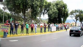 Protestas por quotpresos políticosquot en Redoma de Guaparo se mantendrán [upl. by Anirtak219]