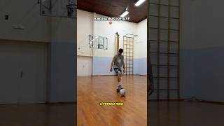 Kako uzimaš LOPTU 🏀🤚🏻 basketball kosarka shors [upl. by Arlo]