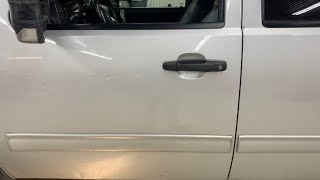 Silverado  Sierra door stuck shut won’t open  HOW TO GET IT OPEN [upl. by Renfred]