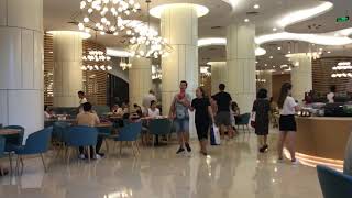 Ăn sáng buffet tại Nhà hàng Nautilus VinOasis Phú Quốc [upl. by Ynatsyd]