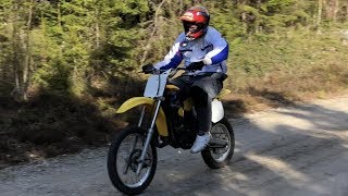 Suzuki RM 80 Fly By On the Pipe Full Throttle Braaap [upl. by Vizza]