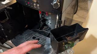 How to measure Delonghi Bean to Cup Ground coffee puck size [upl. by Chrystal591]