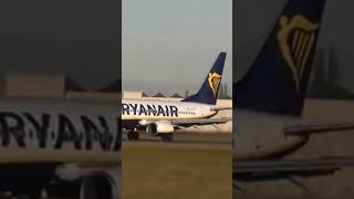 Ryanair B7377 Touch amp Go Training  Doncaster airport aviation aircraft airlines pilot crew [upl. by Clim995]